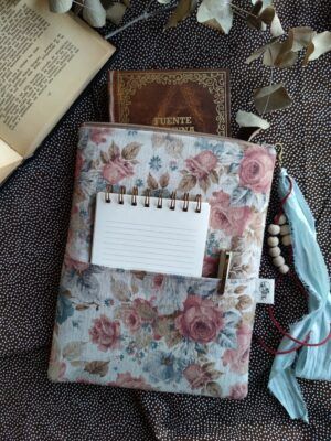 Funda de libro - Lady Catherine de Bourgh (con bolsillo)